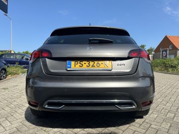 DS DS 4
